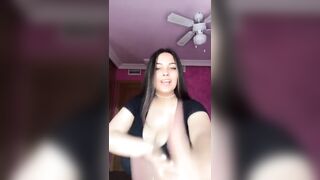 TikTok Busty: Anneris real or fake ? #4