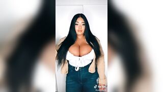TikTok Big Titties: Yathbeauty #4