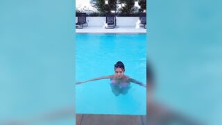 TikTok Big Titties: Pool body #1