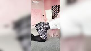 TikTok Hotties: That upskirt #2