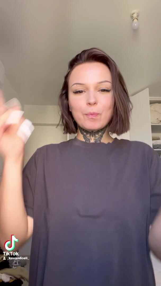 I like how she blows bubblegum