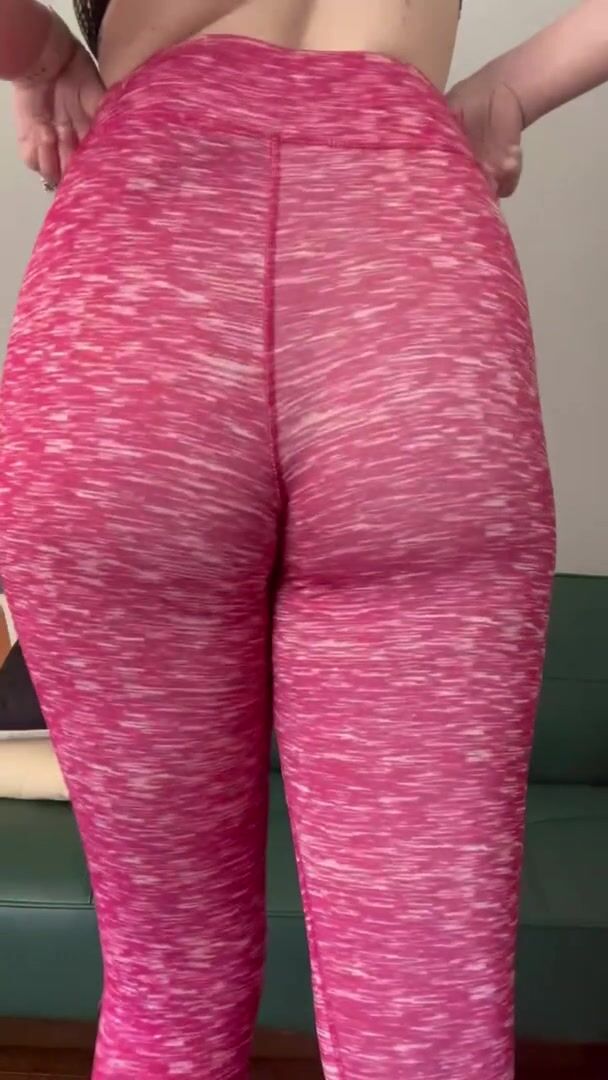 21 I'm literally sending nudes to whoever upvotes ????: kateriley24