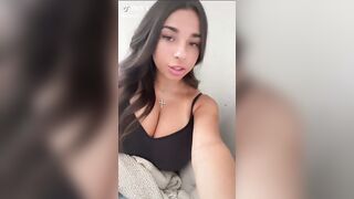 TikTok Tits: Alexuh1 showing cleavage! #2