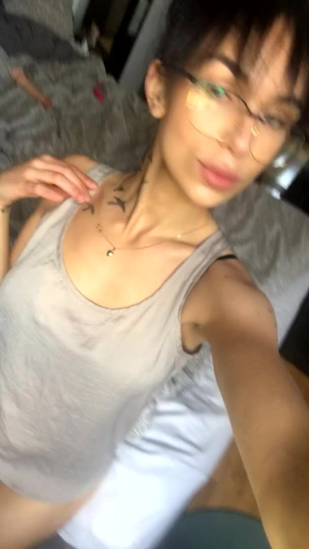Sending my sextape to whoever upvotes just because i’m horny (EcobiloU)