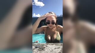 TikTok Hotties: Dive right in #1