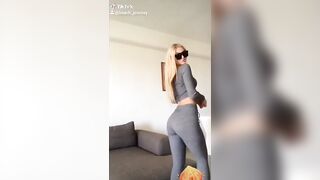 TikTok Hotties: Cake #2