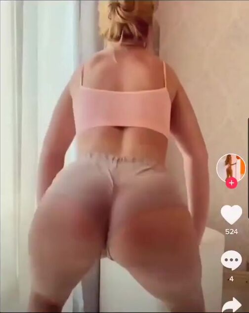 Cameltoe & cake slow motion..