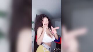 TikTok Tits: That bounce #4