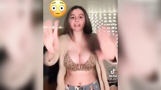 TikTok Tits: @Yellz0 trying on different bikinis! #2