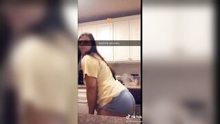 TikTok Hotties: She gotta OF too #4