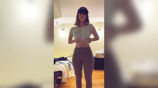 TikTok Hotties: dumptruck of an a$$ #1