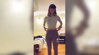 TikTok Hotties: dumptruck of an a$$ #2