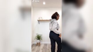 TikTok Hotties: She knew what she was doing #1