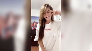 TikTok Hotties: She looks like a good time. #2