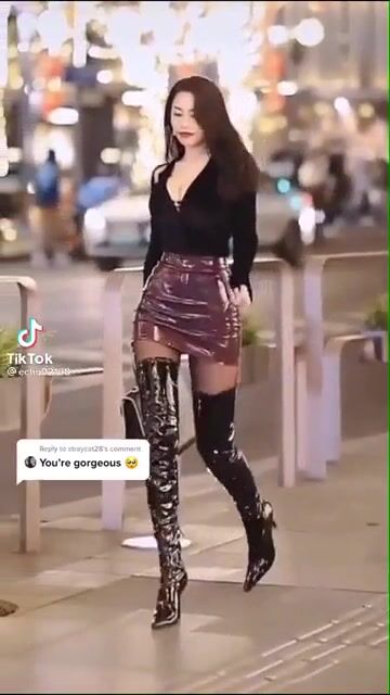 Latex Chinese street fashion