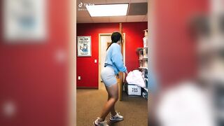 TikTok Ass: Throw it in a circle #1