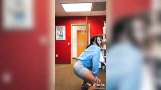 TikTok Ass: Throw it in a circle #4