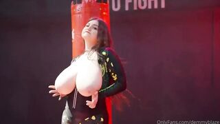 TikTok Hotties: I need a Boxer, is anyone interested #2