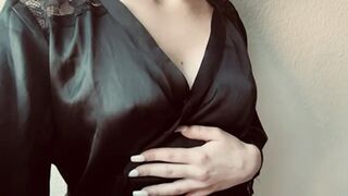 TikTok Hotties: are my 2004 boobs fuckable? #1