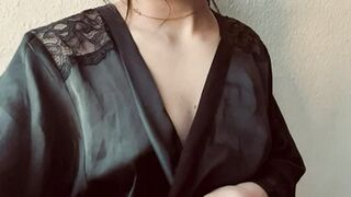 TikTok Hotties: are my 2004 boobs fuckable? #4