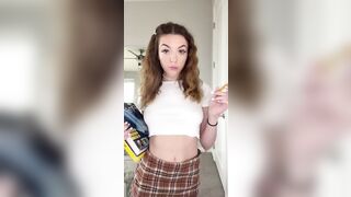 TikTok Hotties: Upvote if you’d fuck me #2