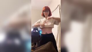 TikTok Underboob: Bouncy goth #2