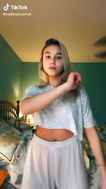 loving this trend of no bras under crop tops