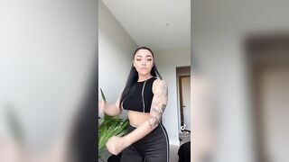 TikTok Underboob: Goshtbuster #4