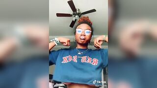 TikTok Underboob: Masterpiece #3