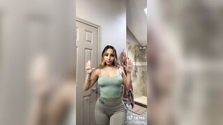 Sexy TikTok Girls: Bounce it out #3