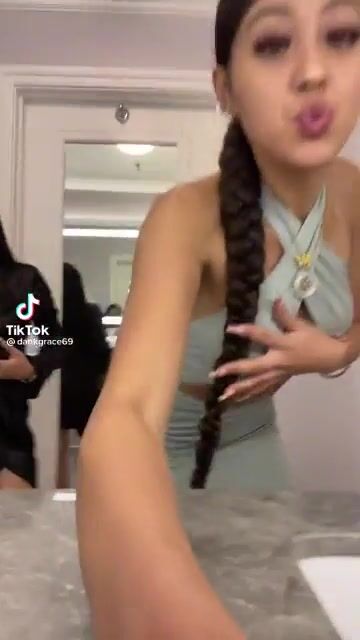 Girl in black nip slips at the end. ????????