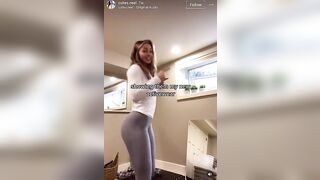 Sexy TikTok Girls: A rare dump truck #1