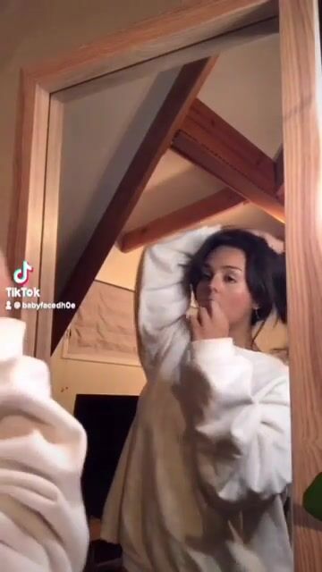 the only acceptable way to get ready for bed ????????