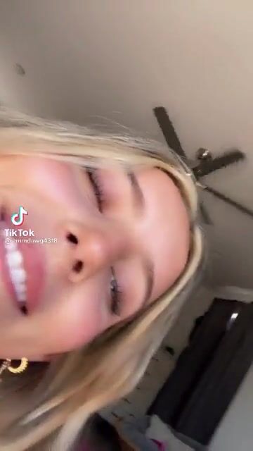 Emma fine FINE ???? the under boob was lowkey hot ????