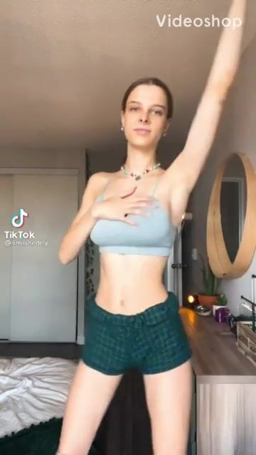 Bounciest tits on tiktok