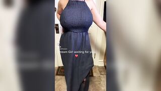 Dream Girl waiting for you..