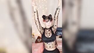 Sexy TikTok Girls: @shunli_mei7v7 #4