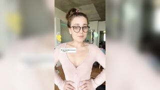 Sexy TikTok Girls: Intentional jiggle #1