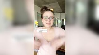 Sexy TikTok Girls: Intentional jiggle #2