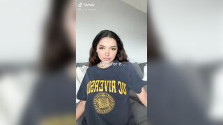 Sexy TikTok Girls: She really let it poke out like that… #1