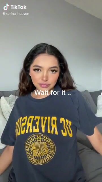 She really let it poke out like that…