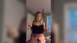 Sexy TikTok Girls: Bouncy thot #3