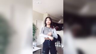 Sexy TikTok Girls: Throwback - bouncy Bra-less champ #1