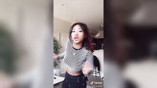 Sexy TikTok Girls: Throwback - bouncy Bra-less champ #3