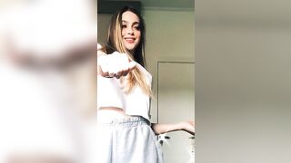 Sexy TikTok Girls: @saraschwingel #4