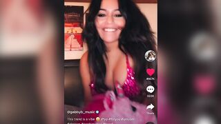 Hips don’t Lie..wait til the end @gabbyb_music