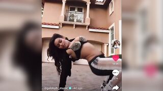 Sexy TikTok Girls: Hips don’t Lie..wait til the end @gabbyb_music #4