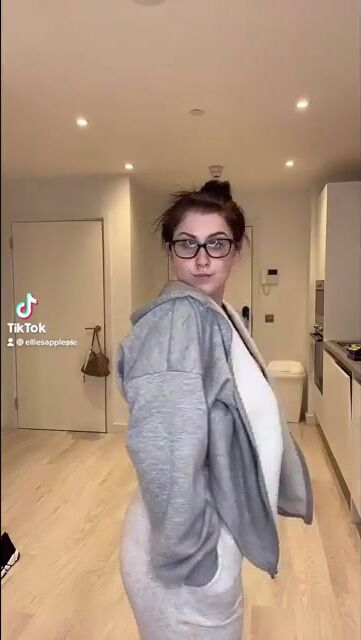 I might be a geek but at least I can be sexy when I wanna ????????