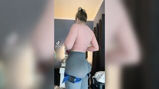Sexy TikTok Girls: Makin’ it bounce for the folks at home #3