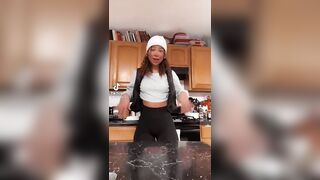 Sexy TikTok Girls: ass like jelly #2
